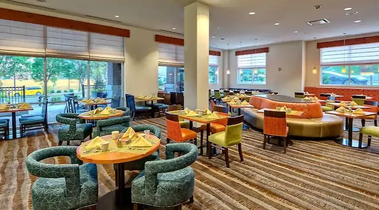 Hilton Garden Inn Nashville Downtown Convention Center